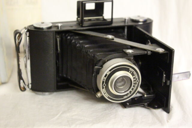File:Cameras 048.jpg