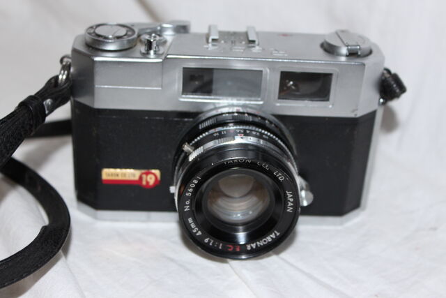 File:Cameras 016.jpg