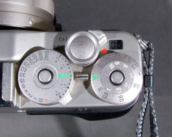 File:Contax G1 11.jpg