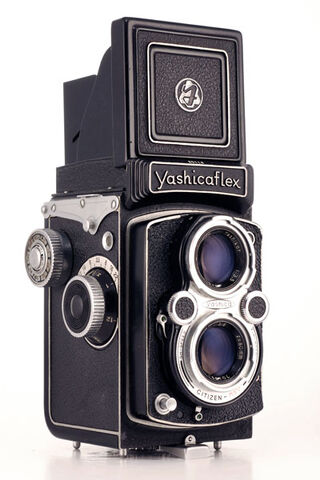 File:Yashicaflex B (early).jpg