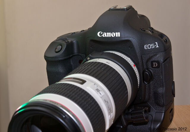 File:EOS 1D -1V.jpg