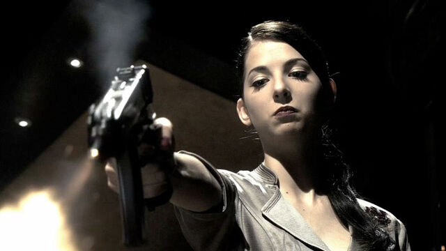 Файл:Tamara-a-gun.jpg