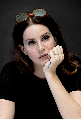 File:Lana del rey.png