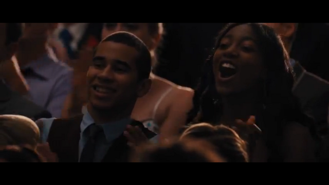 File:Erika clapping.png