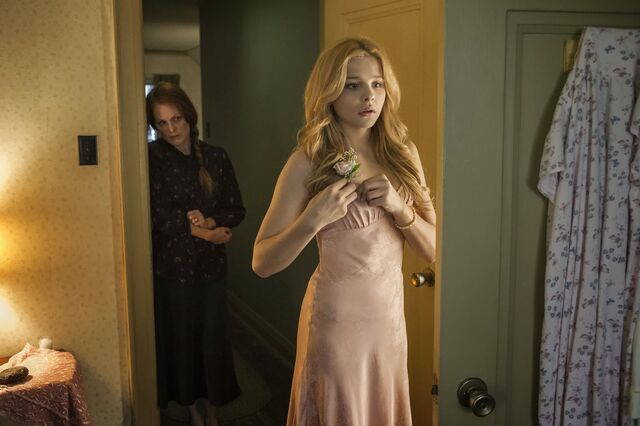 File:Carriehr3.jpg