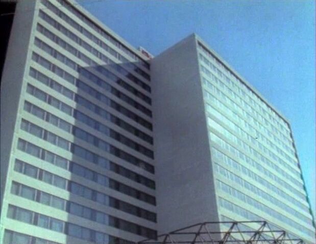 File:Tulsa hotel.jpg