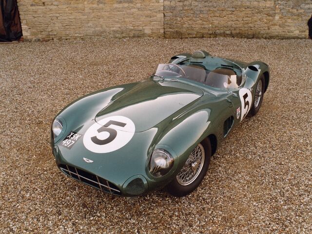 File:Aston martin-wallpapers-5-1-.jpg