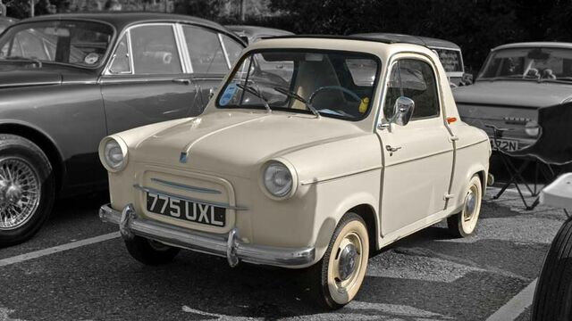 File:Acma-vespa-400-393cc-1959-1-.jpg