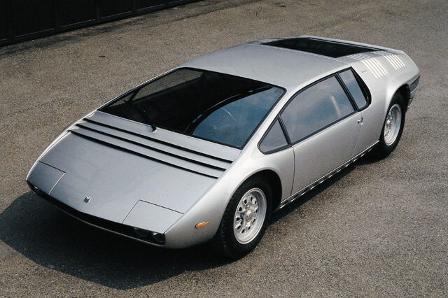 File:Bizzarrini Manta-1-.jpg