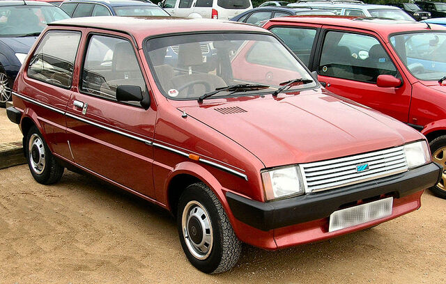 File:800px-Austin Metro Auto 1983-1-.jpg