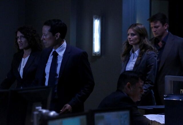File:Castle-Dreamworld6x02.jpg