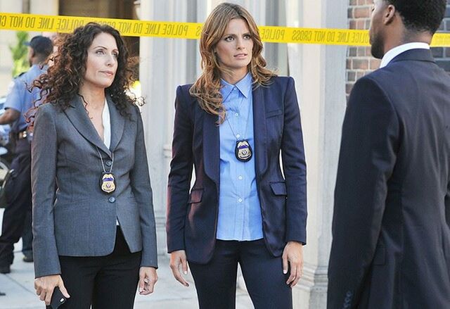 File:Castle-Valkyrie-6x01.jpg