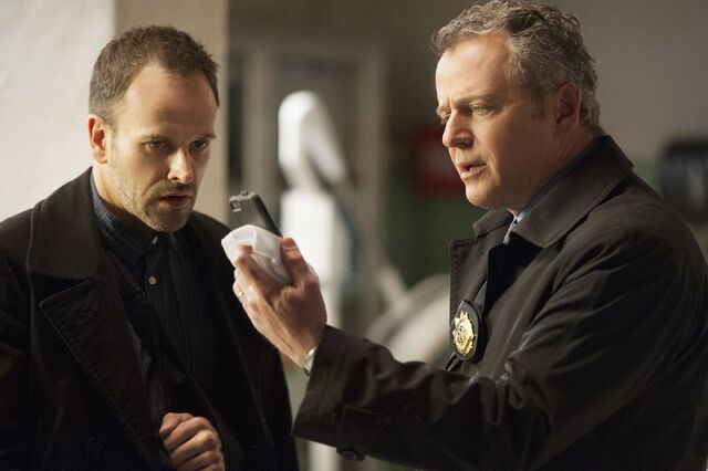 File:003 Heroine episode still of Sherlock Holmes and Tommy Gregson.jpg