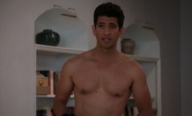 File:Andrew paek s03e03.jpg