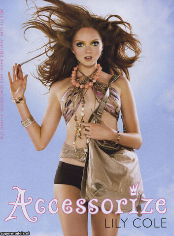 File:Lilycole-accessorize-ss07.jpg