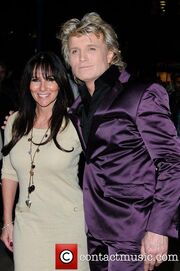 Linda-lusardi-and-hans-klok-opening-night 5802364