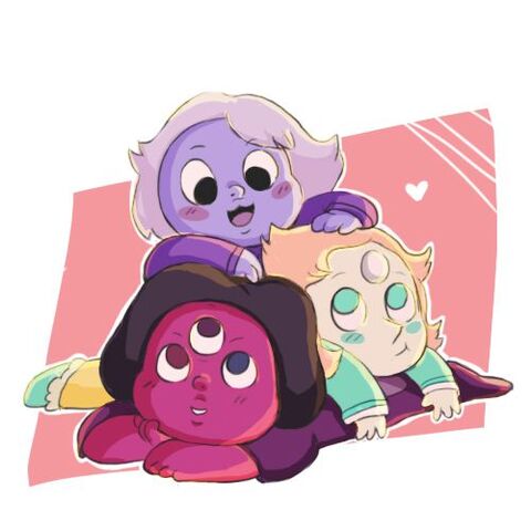 File:Baby Crystal gems.jpg