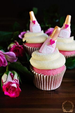 File:Pinkchampagneside4-680x1024.jpg