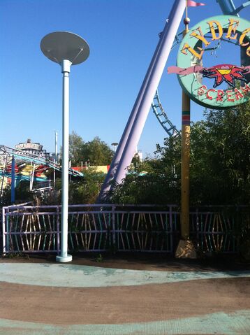 File:Zydeco Scream Coaster Ride.jpg