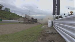 Kyvat crash flip