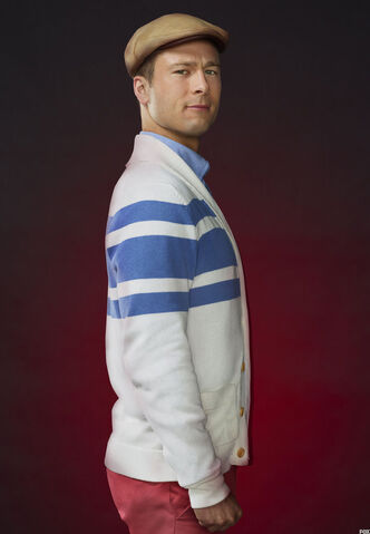 File:Sq 02-glen-powell-ad-singles 0214 pw.jpg
