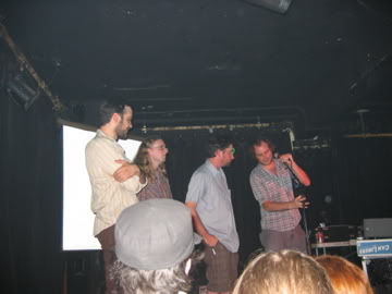 File:EmptyBottleKellyKubik4.jpg