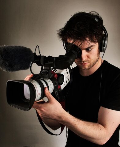 File:Manwithcamera-7623.jpg