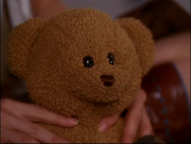 File:Wuvey Phoebe Spell.jpg