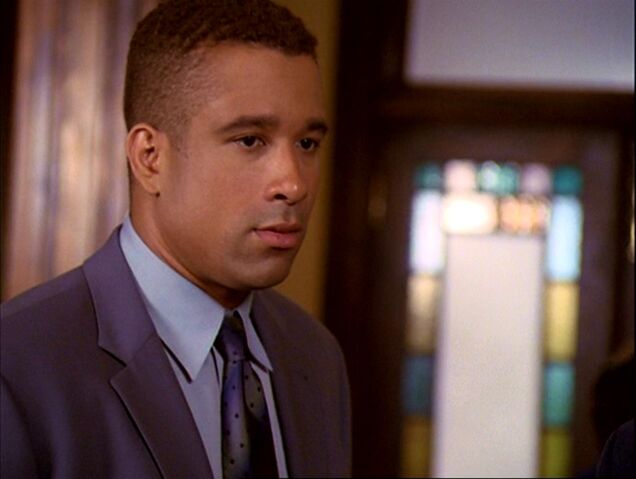 File:4x01-Darryl.jpg