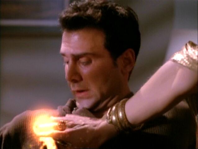 File:Charmed111 327.jpg