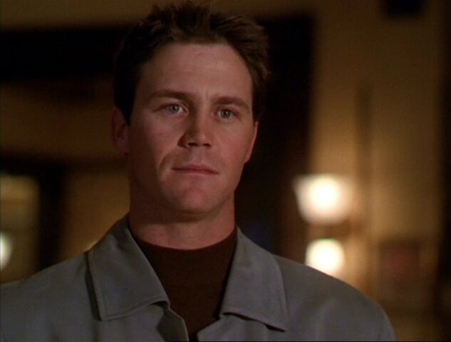 File:3x16-Leo.jpg