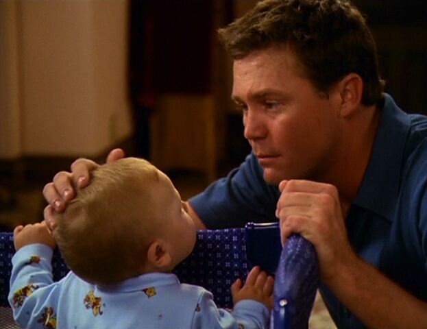 File:6x02-Leo-Wyatt.jpg