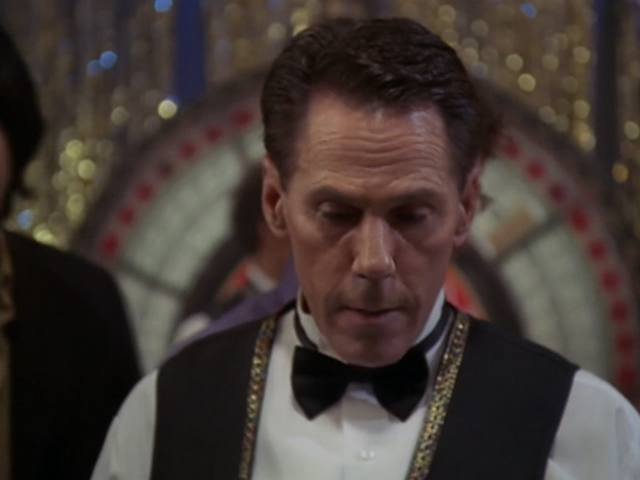 File:5x17Croupier.png