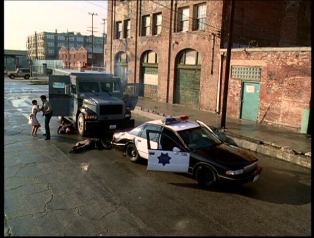 File:6x17-Flee.jpg