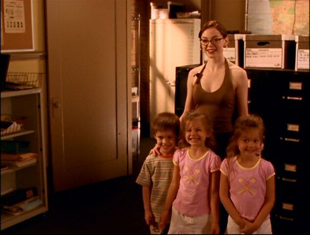 File:PaigewithKids.jpg