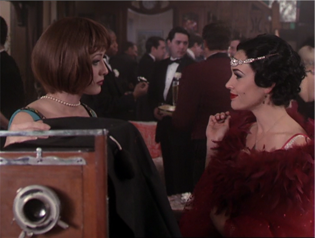 File:Cousins talking.png