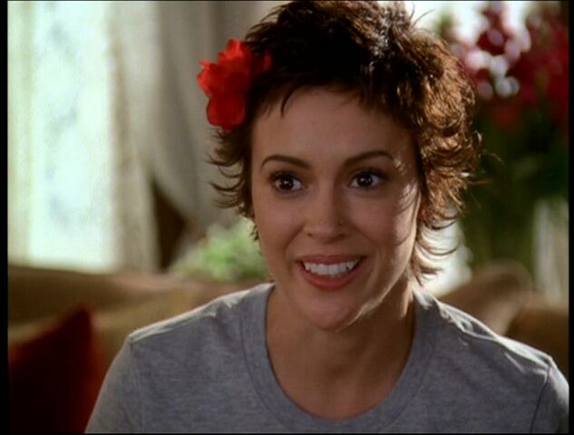 File:6x16-Phoebe.jpg