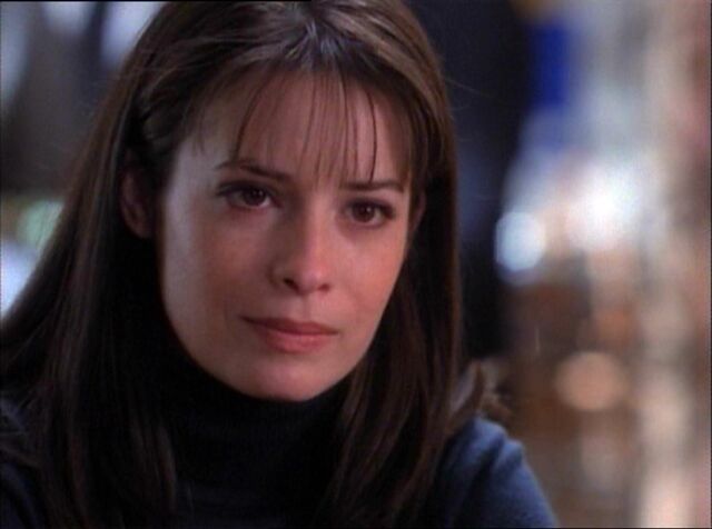 File:1x12-Piper.jpg