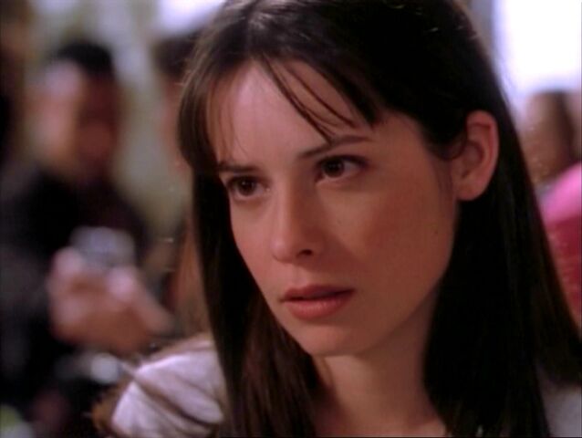 File:1x14-Piper.jpg
