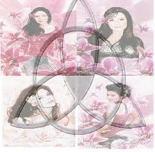 Ficheiro:CharmedOnesAndTriquetra.jpg