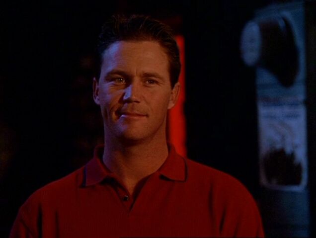 File:4x09-Leo.jpg