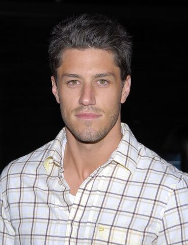 File:Brandon Quinn-4.jpg