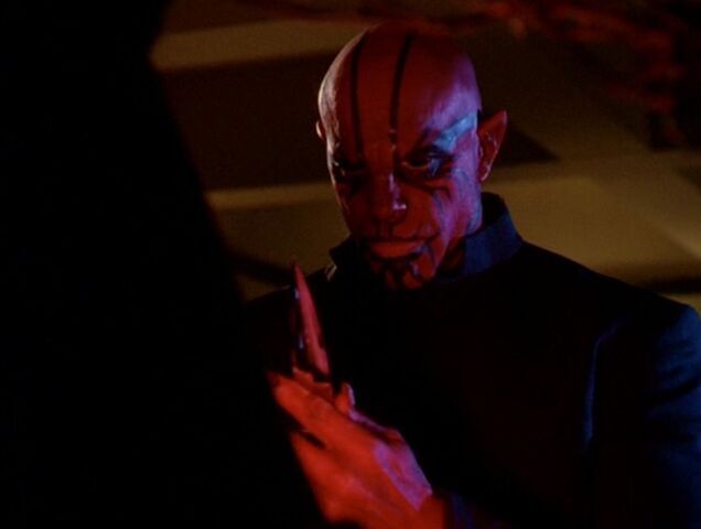 File:3x07-KnifeSpell.jpg