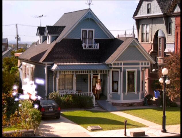 File:Charmed711 255.jpg