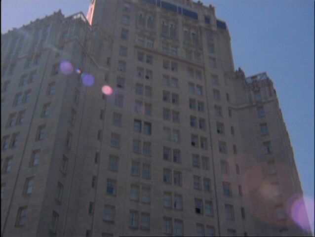 File:Cole's Penthouse.jpg