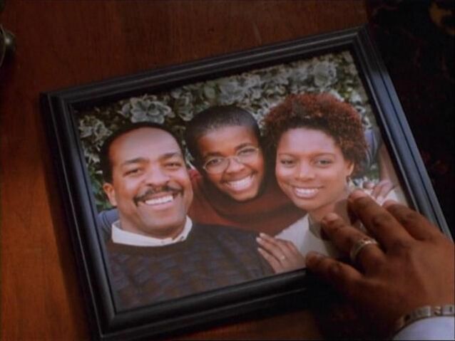 File:065-photo-1x14.jpg