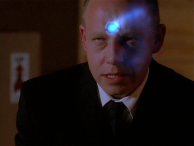 File:Gavin eye1.jpg