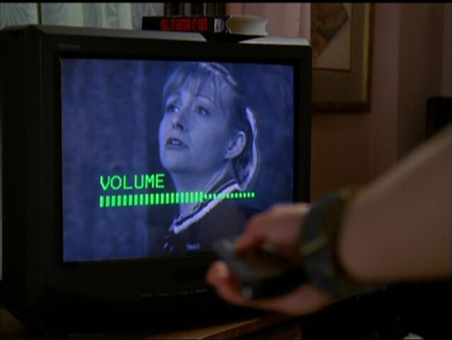 File:PhoebeMovieHear2.jpg