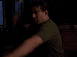 PiperFreezeKnife.gif