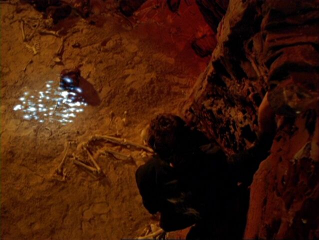 File:4x22-LeftOverPowersWasteland.jpg